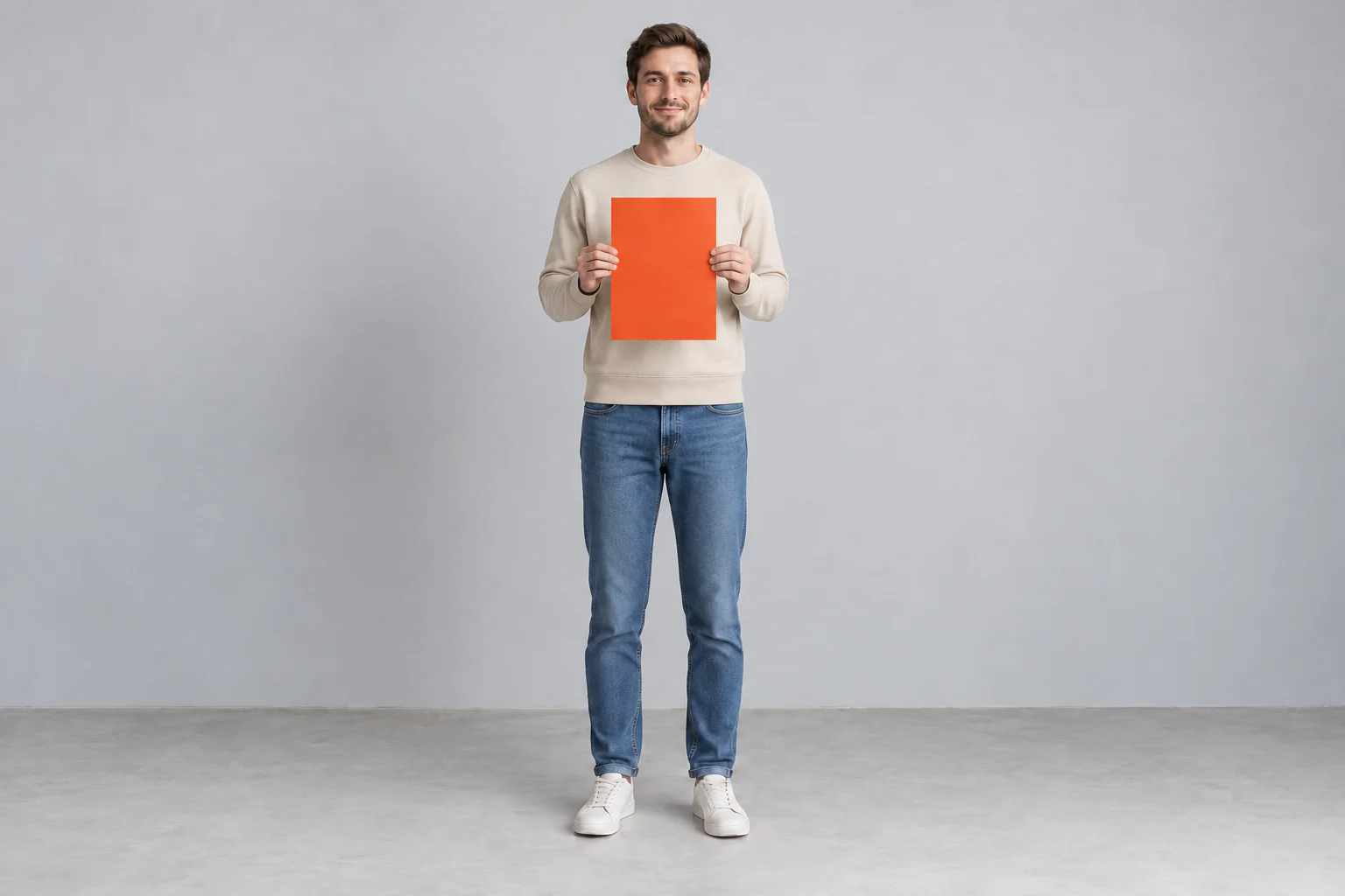 Formaatindicatie: een persoon met een A4 poster van 21 × 29,7 cm
